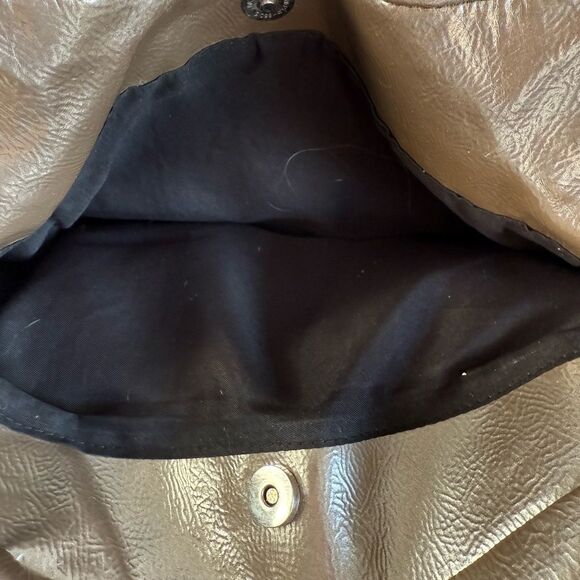 Silver and Black Zebra Print Handbag - Picture 6 of 10